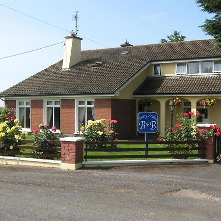 Breezy Heights Bed & Breakfast Cross  Exterior photo